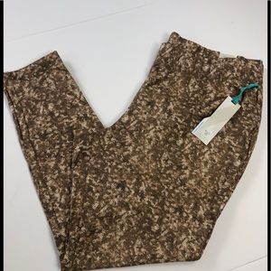 NWT Legging Livi Active Size 18/20